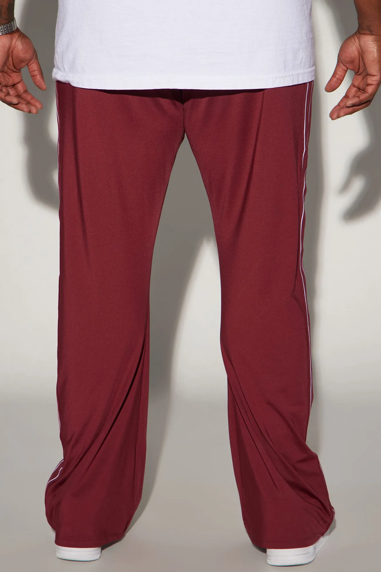 Almost Famous Flare Sweatpant - Burgundy