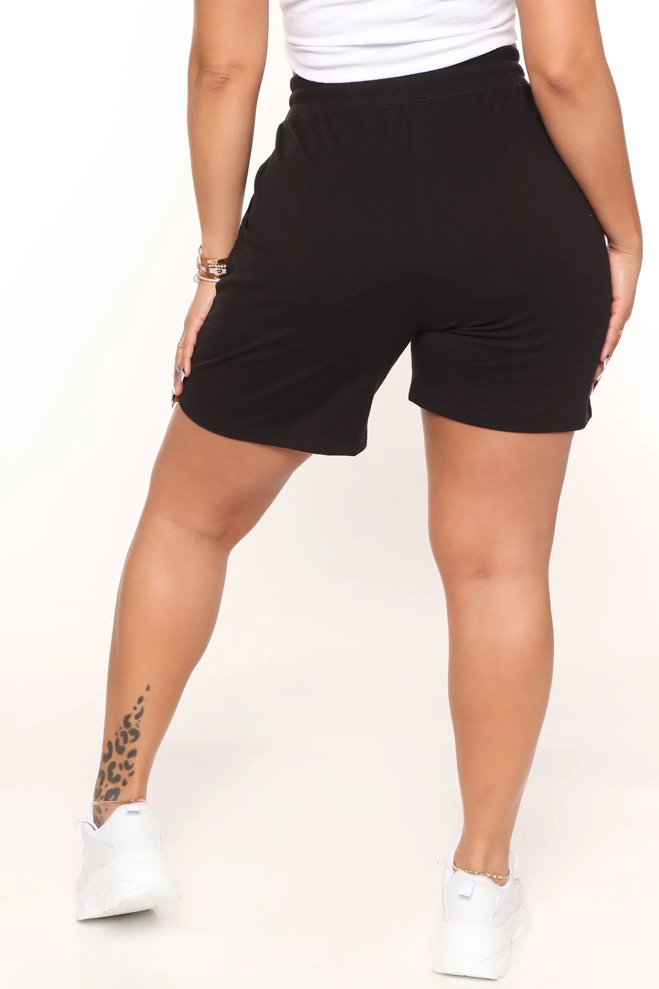 Amina Sweatshorts - Black